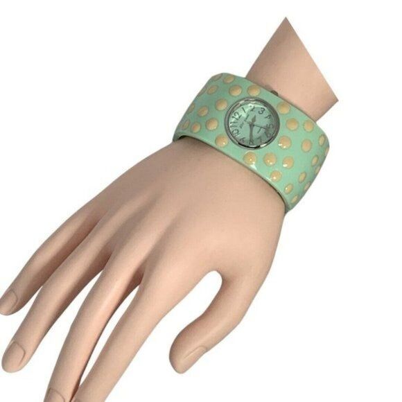 VTG BETSEY JOHNSON Green Polka Dot Hinged Woman\'s Bangle Watch 7\